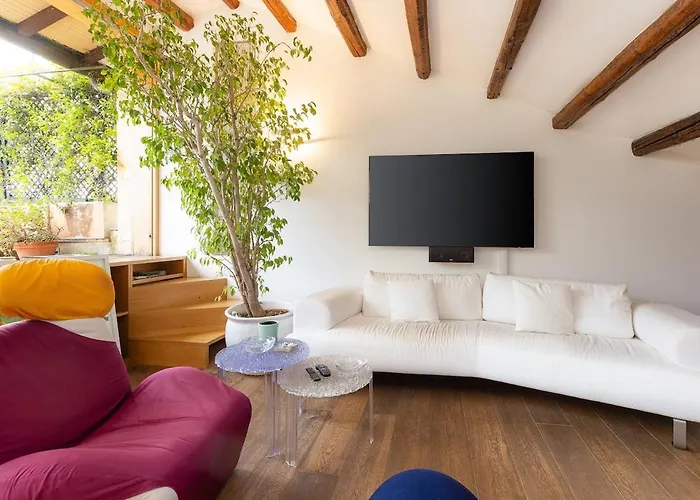 Design Duplex Penthouse With Terrace And Elevator In Monti Apartamento *