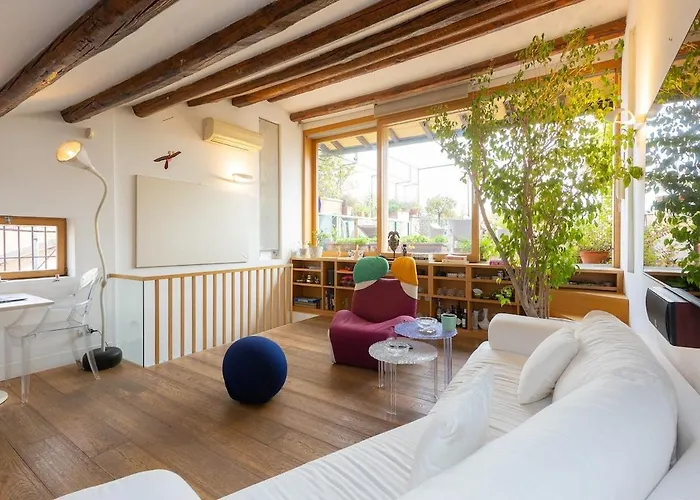 Design Duplex Penthouse With Terrace And Elevator In Monti Apartamento