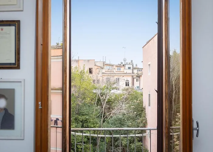 Design Duplex Penthouse With Terrace And Elevator In Monti Roma