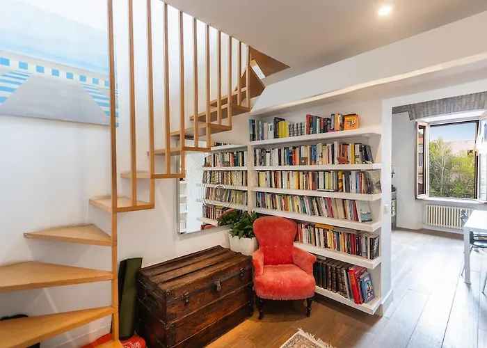 Design Duplex Penthouse With Terrace And Elevator In Monti Apartamento